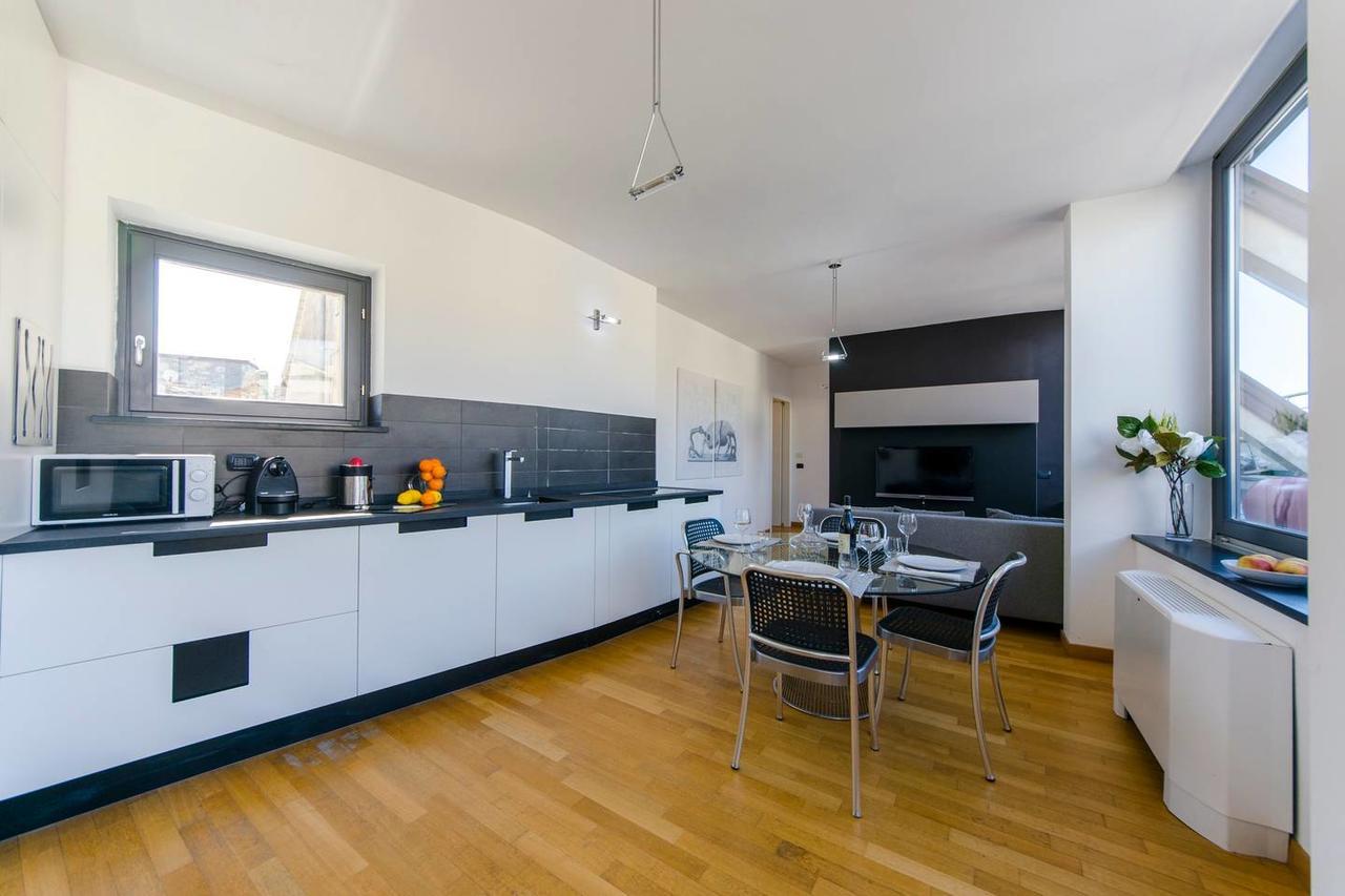 Altido Modern Flat Next To Acquario Genoa Exterior photo