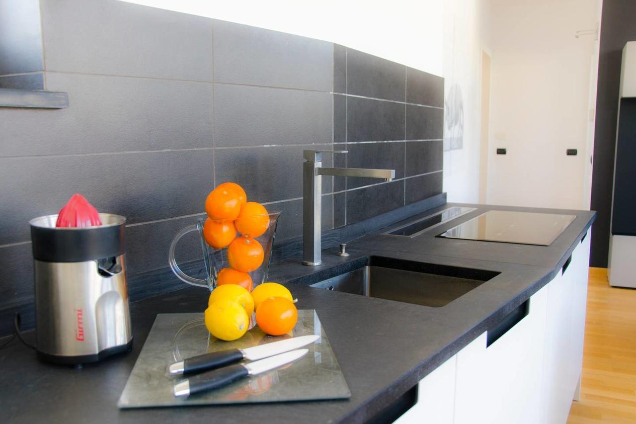 Altido Modern Flat Next To Acquario Genoa Exterior photo